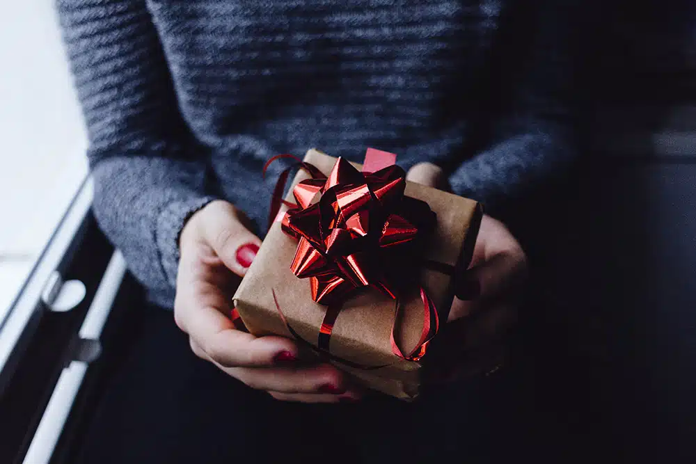 Japan Business Etiquette: Things You Need to Know about Gifts