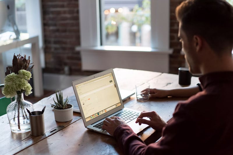 A Simple Guide For How to Pay Independent Contractors